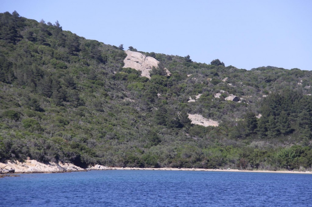 A lovely Secluded Bay for us to Anchor Overnight