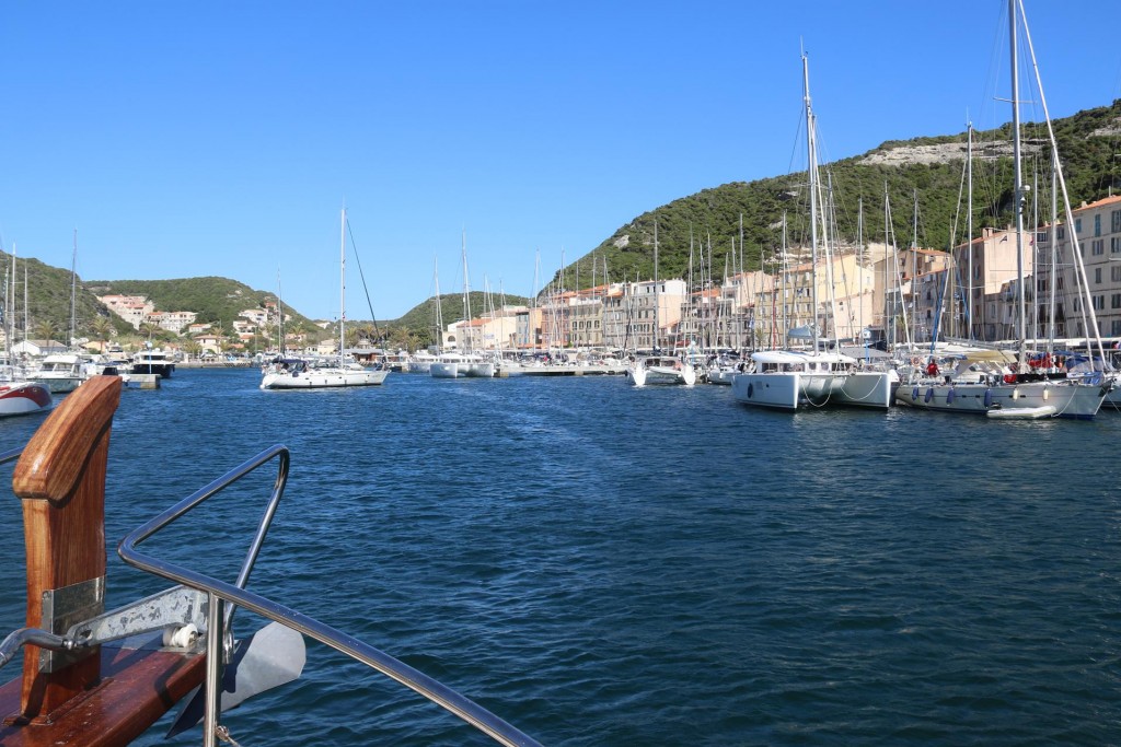 As on past visits, the harbour seems to be extremely busy with very few available space taken