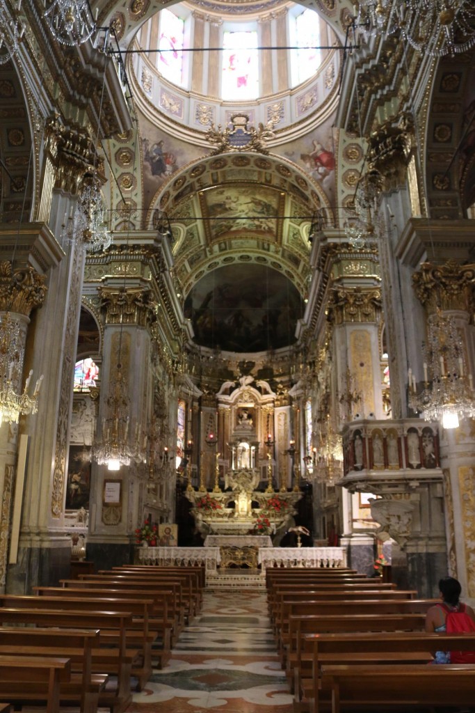  The very ornate interior of Santa Margherita d'Antiochi